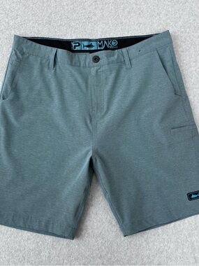 Pelagic Mako Hybrid Shorts Mens 36 Performance Stretch Fishing Outdoor Golf